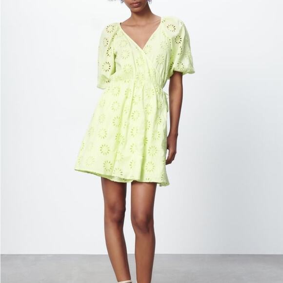 ZARA OPENWORK EMBROIDERED DRESS LIGHT YELLOW - Picture 9 of 12